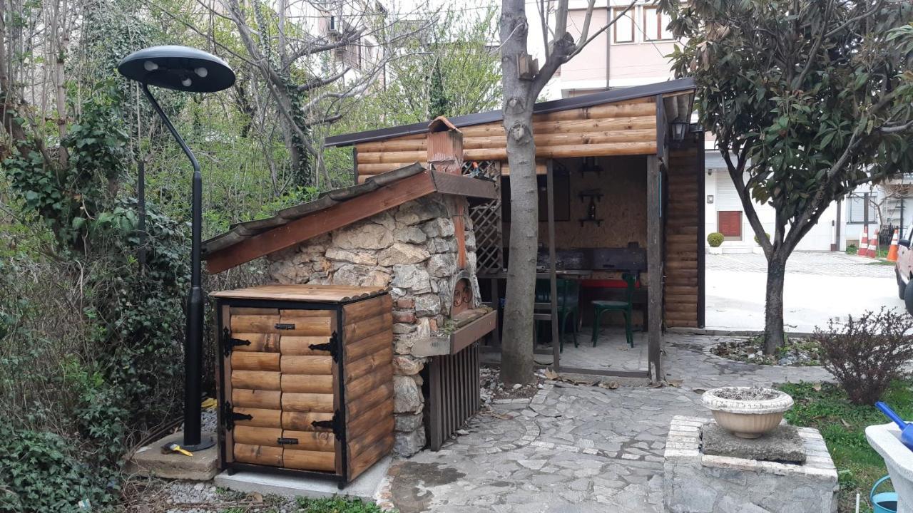 The House Apartments & Guest Rooms Охрид Екстериор снимка